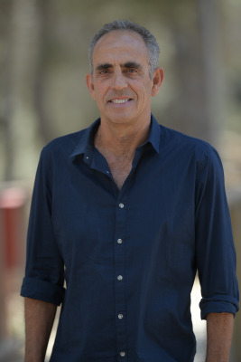 דב אביגד