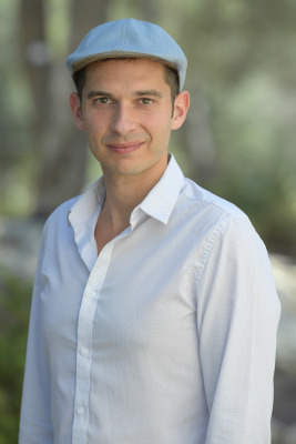 Natan S